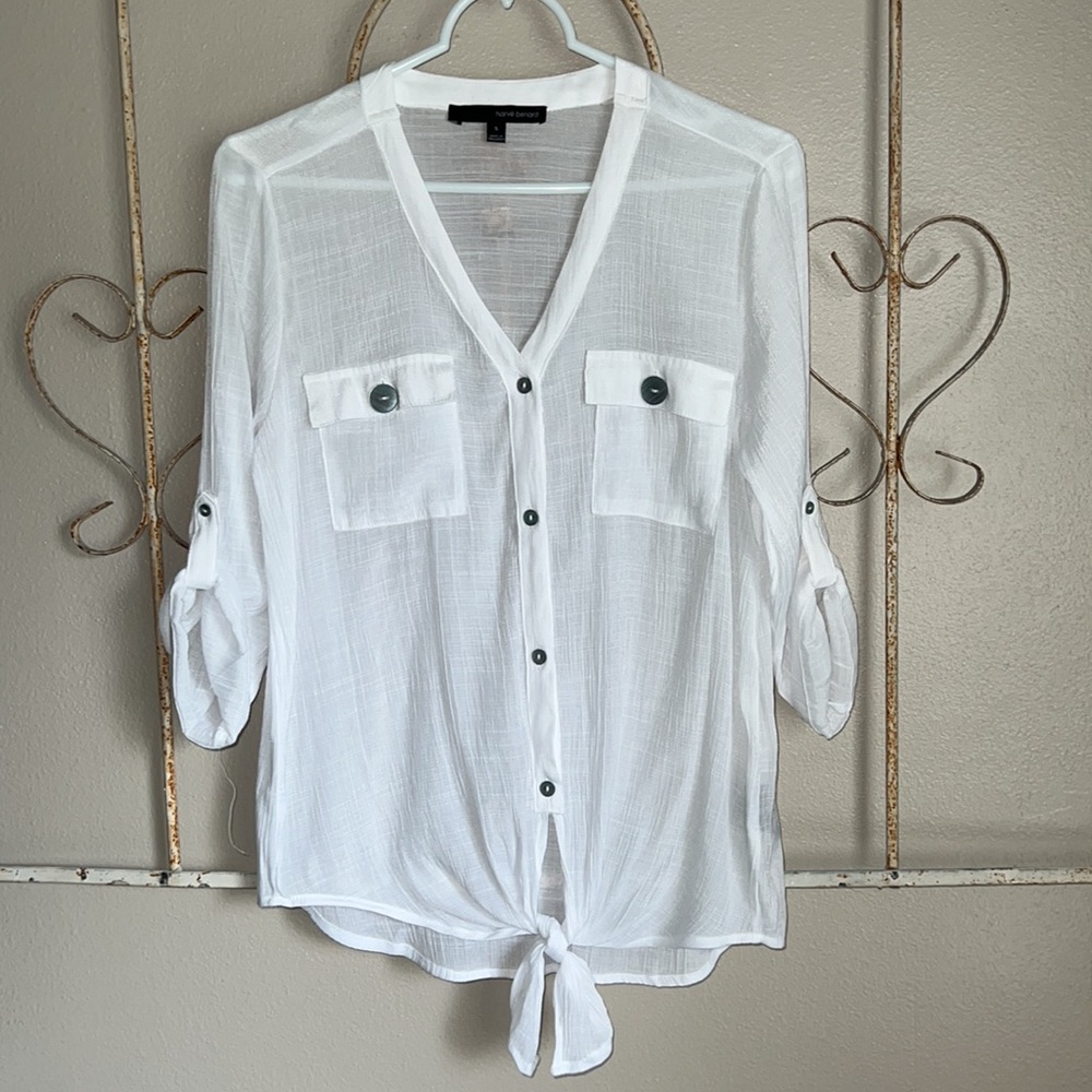 HARVE’BENARD. WOMENS BUTTON UP BLOUSE. SIZE S. WHITE